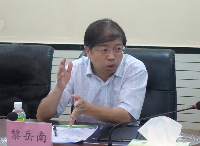 海南省教育厅副厅长黎岳南在座谈会作总结讲话（谈球吧体育 邱丹丹摄影）.jpg