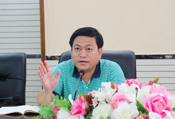 谈球吧党委体育训练营王承庆主持社区.jpg