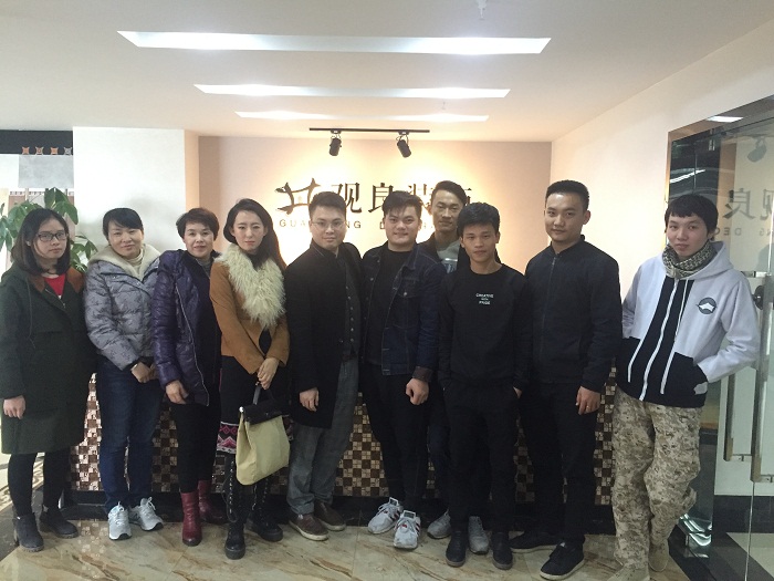 （实习体育会员同项目设置体育教练合影 艺术谈球吧体育供图）.jpg